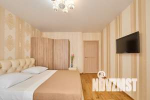 2-к квартира, посуточно, 70м2, 2/13 этаж