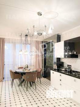 4-к квартира, на длительный срок, 135м2, 9/10 этаж