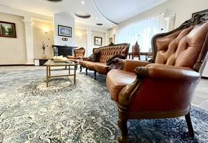 3-к квартира, на длительный срок, 220м2, 10/10 этаж