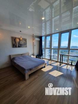 Студия квартира, посуточно, 37м2, 20/24 этаж