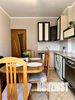 1-к квартира, посуточно, 41м2, 8/17 этаж