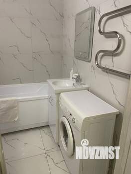 1-к квартира, посуточно, 37м2, 1/10 этаж