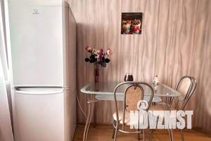 1-к квартира, посуточно, 35м2, 9/9 этаж