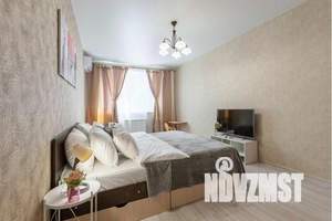 1-к квартира, посуточно, 47м2, 2/10 этаж