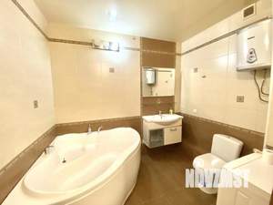 2-к квартира, посуточно, 60м2, 1/1 этаж