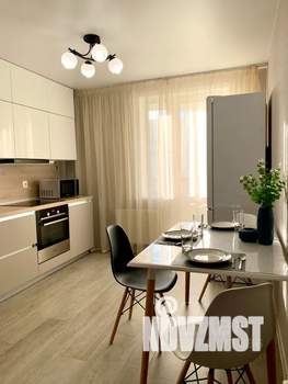 1-к квартира, посуточно, 45м2, 23/25 этаж