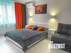 1-к квартира, посуточно, 45м2, 3/10 этаж