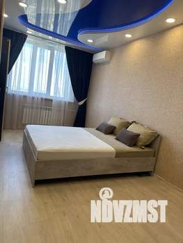 1-к квартира, посуточно, 40м2, 24/24 этаж