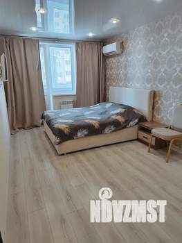 1-к квартира, посуточно, 40м2, 15/25 этаж