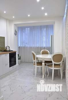 1-к квартира, посуточно, 41м2, 3/9 этаж