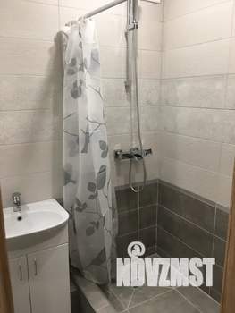 1-к квартира, посуточно, 33м2, 6/9 этаж