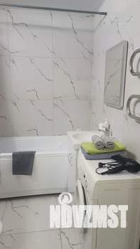 1-к квартира, посуточно, 37м2, 1/10 этаж