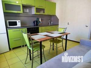 1-к квартира, посуточно, 50м2, 1/1 этаж