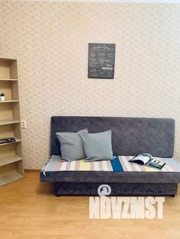 1-к квартира, посуточно, 46м2, 5/10 этаж