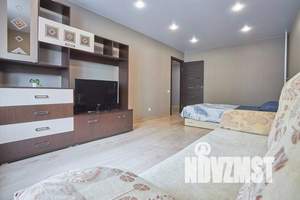 1-к квартира, посуточно, 42м2, 6/10 этаж