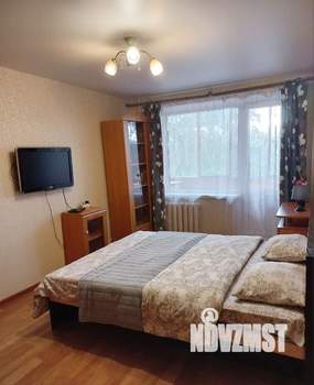1-к квартира, посуточно, 32м2, 3/5 этаж