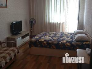 1-к квартира, посуточно, 46м2, 13/16 этаж