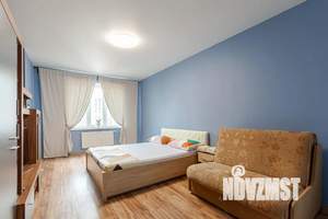 1-к квартира, посуточно, 42м2, 18/25 этаж