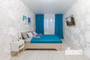 1-к квартира, посуточно, 38м2, 3/3 этаж