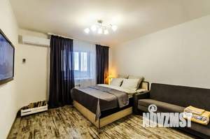 1-к квартира, посуточно, 40м2, 15/16 этаж