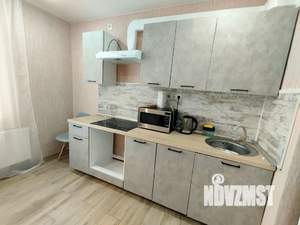 1-к квартира, посуточно, 40м2, 7/25 этаж