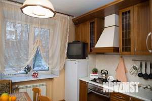 1-к квартира, посуточно, 57м2, 1/1 этаж