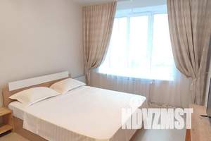 1-к квартира, посуточно, 43м2, 2/9 этаж