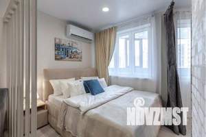 1-к квартира, посуточно, 42м2, 18/30 этаж