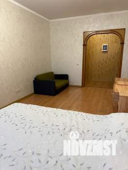 1-к квартира, посуточно, 41м2, 11/16 этаж