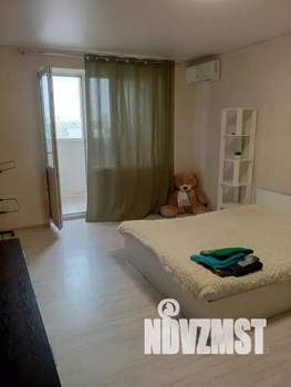 1-к квартира, посуточно, 45м2, 17/22 этаж