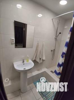 Студия квартира, посуточно, 16м2, 1/18 этаж