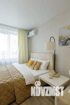 1-к квартира, посуточно, 40м2, 2/27 этаж