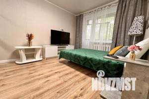 1-к квартира, посуточно, 28м2, 4/9 этаж