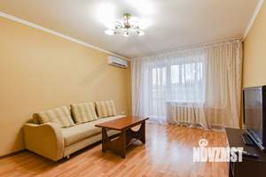 2-к квартира, на длительный срок, 65м2, 4/17 этаж