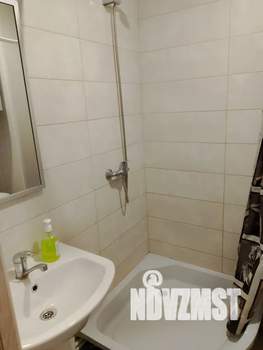 Студия квартира, посуточно, 25м2, 1/3 этаж