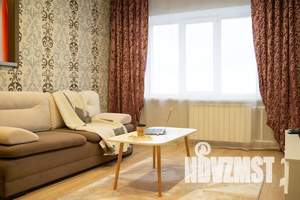 1-к квартира, посуточно, 42м2, 14/16 этаж