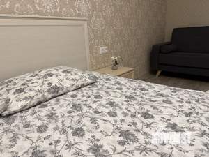 1-к квартира, посуточно, 45м2, 11/16 этаж