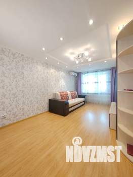 1-к квартира, посуточно, 40м2, 13/16 этаж