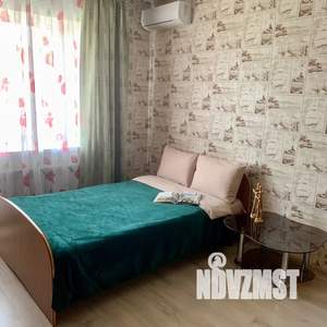 1-к квартира, посуточно, 53м2, 5/10 этаж