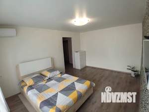 1-к квартира, посуточно, 33м2, 4/5 этаж