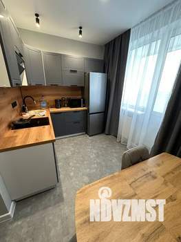 1-к квартира, посуточно, 37м2, 25/26 этаж