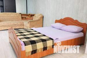 1-к квартира, посуточно, 44м2, 2/25 этаж