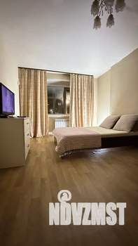 1-к квартира, посуточно, 40м2, 2/9 этаж