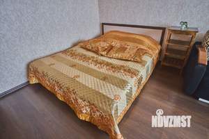 1-к квартира, посуточно, 40м2, 8/10 этаж