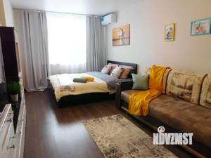 1-к квартира, посуточно, 43м2, 1/1 этаж