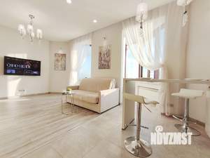 1-к квартира, посуточно, 42м2, 28/34 этаж