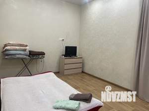 Студия квартира, посуточно, 33м2, 1/2 этаж