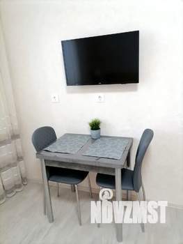 Студия квартира, посуточно, 30м2, 1/24 этаж