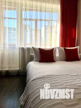 1-к квартира, посуточно, 32м2, 6/9 этаж