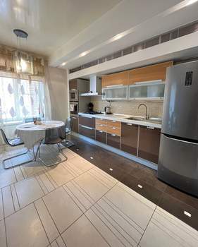 3-к квартира, на длительный срок, 100м2, 6/8 этаж